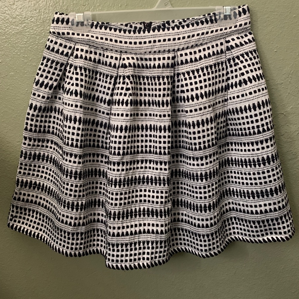 Patterned skater skirt